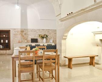 Casa con l'alcova - Martina Franca - Jadalnia