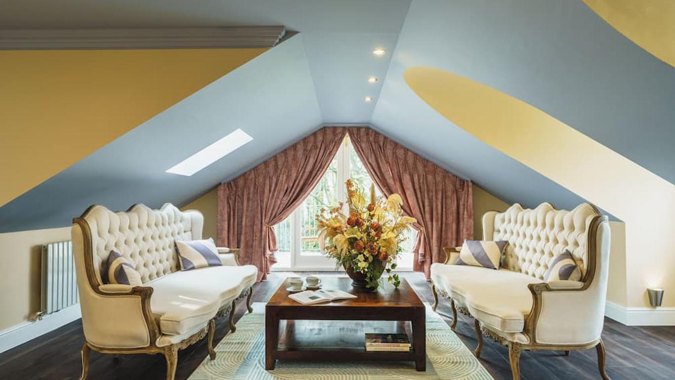 Grange Hotel