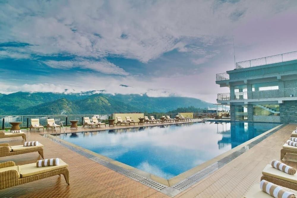 Vibe Munnar Resort & Spa - מונאר - בריכה