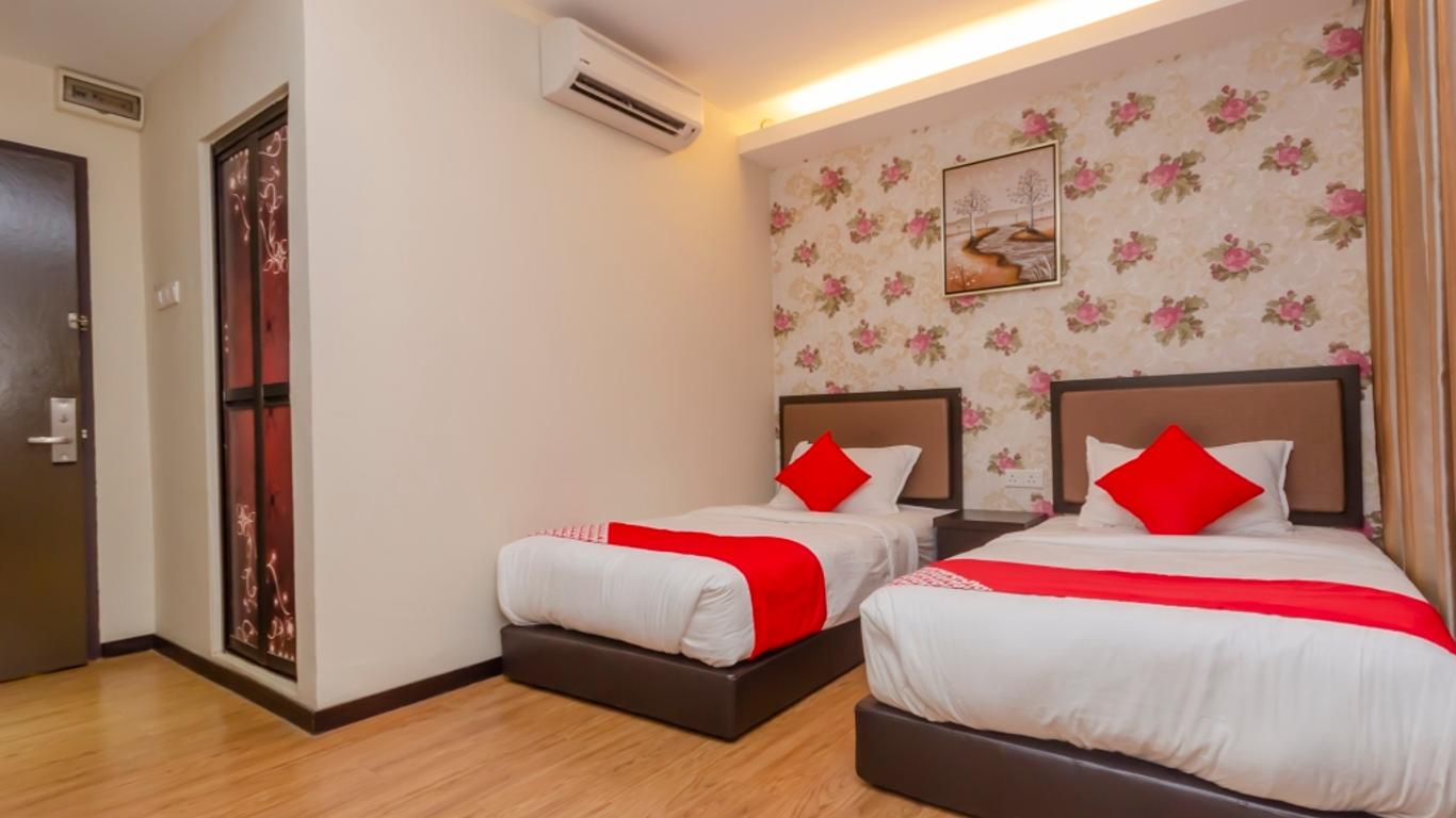 Super OYO 1214 Oro Hotel