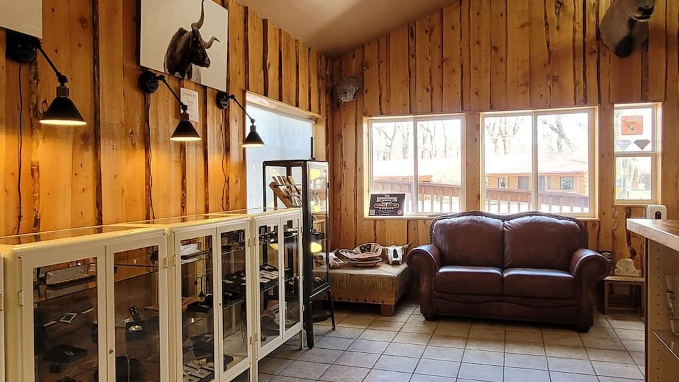 The Longhorn Ranch Resort Lodge & Rv Park