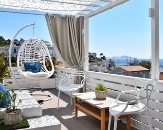 Angelos Design Suites - Patitiri - Balkon