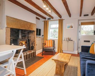 5 Belper Lane End - Belper