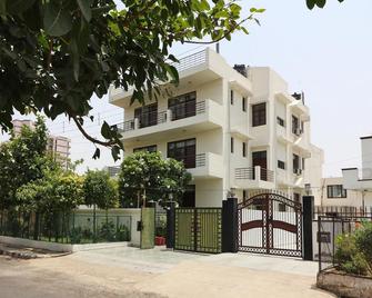 OYO 595 Hotel Aravali View - Manesar - Edificio