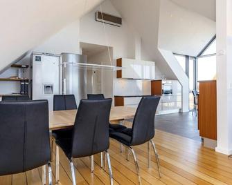 Exclusive Harbor View Retreat-By Traum - Saeby - Jídelna