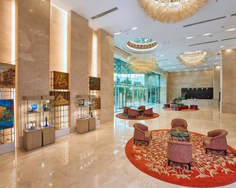 Crowne Plaza Kochi By IHG - Cochín - Lobby
