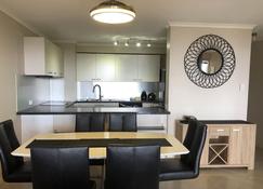 Coral Towers Holiday Suites - Cairns - Cocina