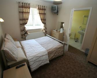 North Coast Motel - Portrush - Bedroom