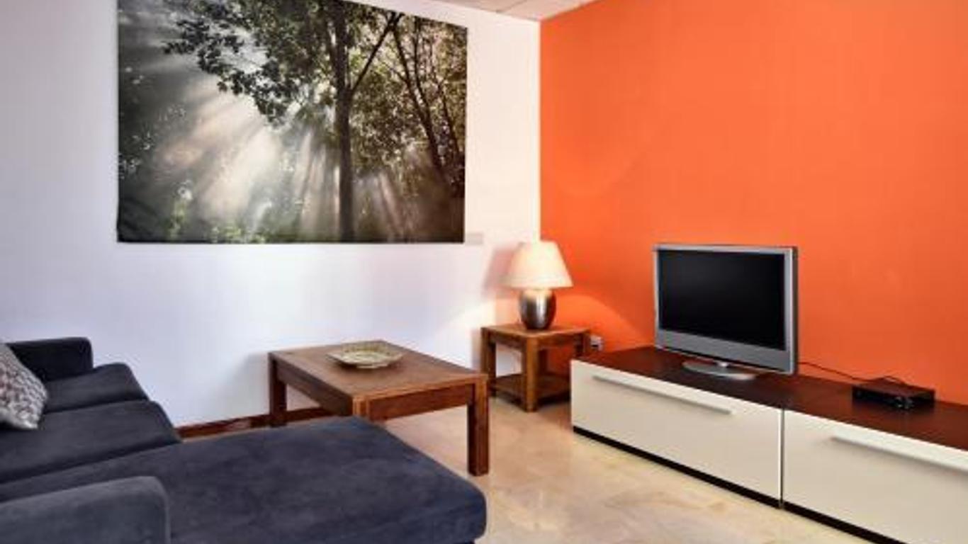 City Living Suite Tk 2 Rm 4