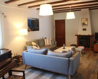 Javea- family villa with private pool near beaches - Javea - Living room