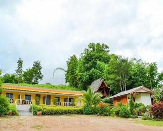 The Nature Club Resort - Sangkhla Buri - Edificio