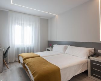 Evenia Oros - Encamp