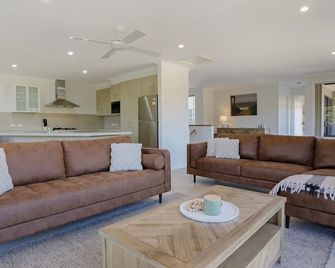Tura Beach House - Tura Beach - Soggiorno