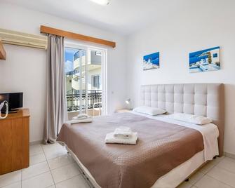 Johnhara Studios & Apartments - Ialysos - Schlafzimmer