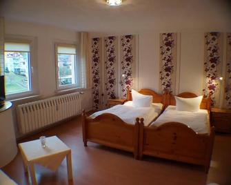 Hotel Am Kurpark - Bad Suderode - Camera da letto
