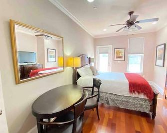 The Lauren - Washington, D.C. - Bedroom