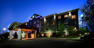 Holiday Inn Express Hotel & Suites Grand Forks, An IHG Hotel - Grand Forks