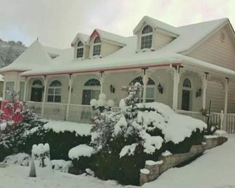 5th Street Inn - Mariposa - Bâtiment