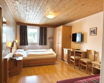 Apparthotel Germania - Dobbiaco/Toblach - Slaapkamer