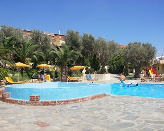 Limnionas Bay Village - Marathokampos