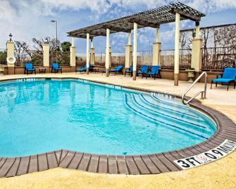 Hampton Inn & Suites Corsicana - Corsicana - Pool