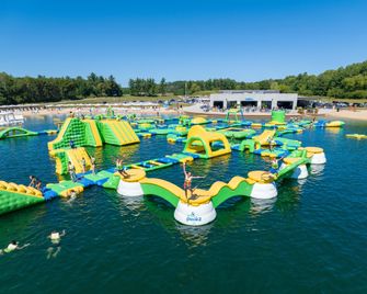 Aloha Beach Resort - Wisconsin Dells