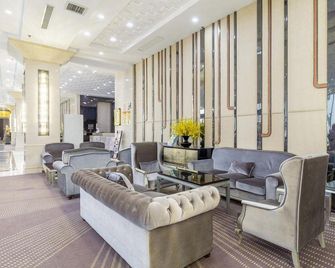 Zhongsheng International Hostel - Yantai - Lobby