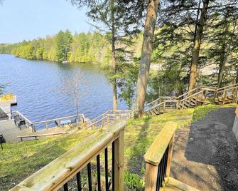 Classic Cottage on Chandos - Apsley - Balcony
