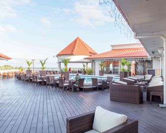 Ramada by Wyndham Princess Paramaribo - פאראמאריבו - בריכה