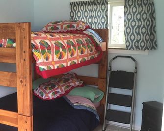 New Back Woods Cabin End Of The Road, Quiet - Soldotna - Camera da letto