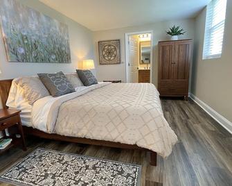 Our Castleview - Ringgold - Bedroom