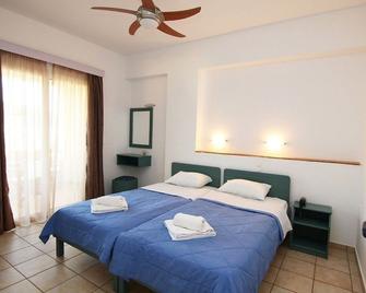 Evropi Hotel - Platanias - Habitación