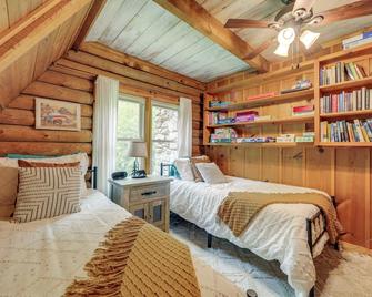 Hot Tub, Fire Pit Waynesville Getaway Near Hiking - Canton - Habitación