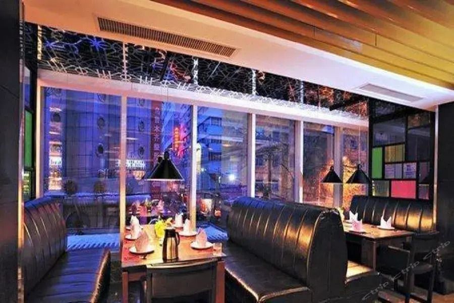 Urumqi Bayinhe Hotel - Ürümqi