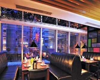 Urumqi Bayinhe Hotel - Ürümqi