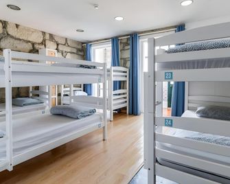 Invictus Hostel - Porto - Bedroom