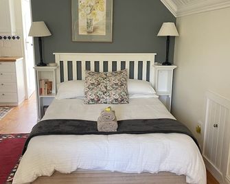 Beside Still Waters - ווילדרנס - חדר שינה