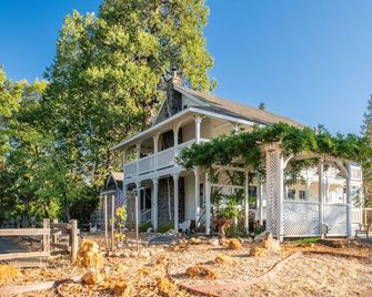 Inn at Sugar Pine Ranch - Groveland