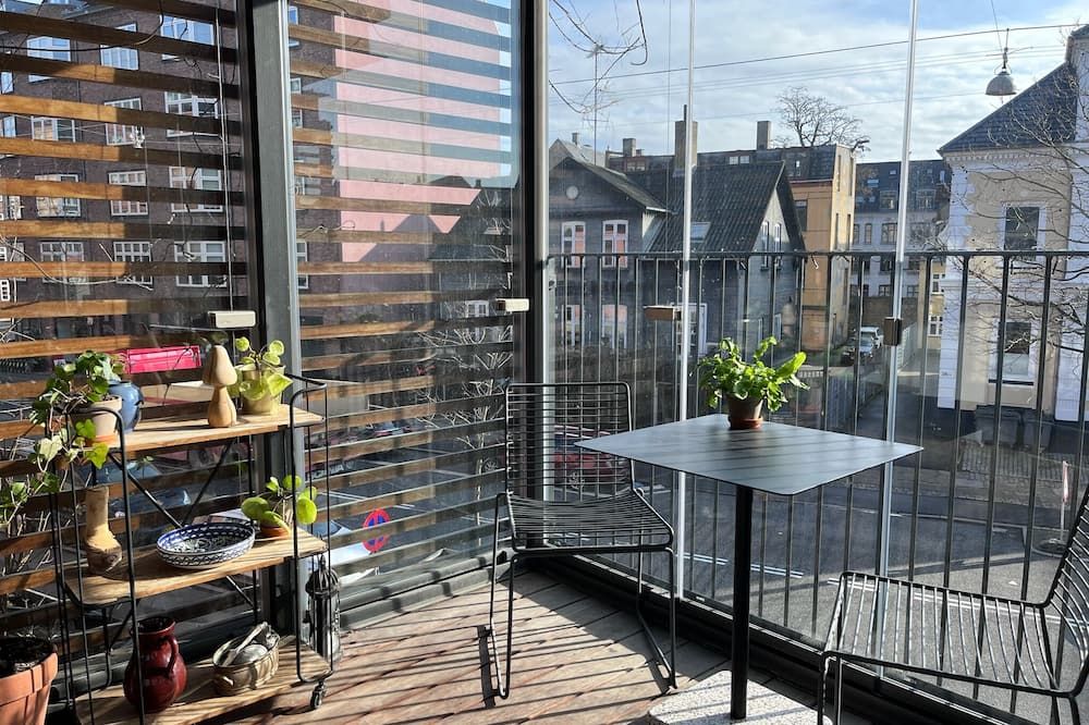 Central family home in award-winning architecture – København