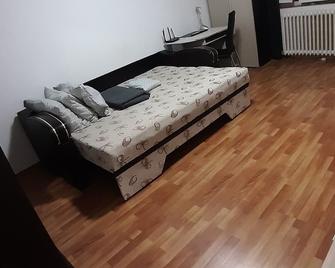 Foxy's appartment - Iași - Chambre