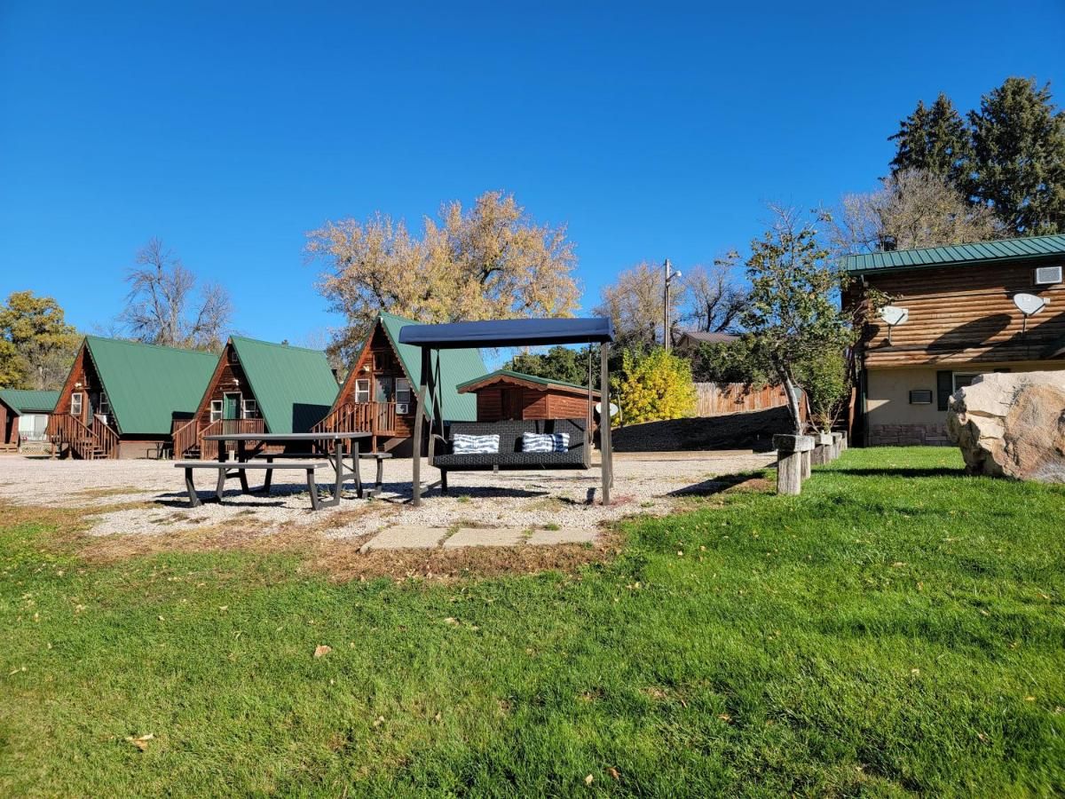 Hulett Motel