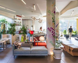 Ibis Styles Catania Acireale - Acireale - Lobby