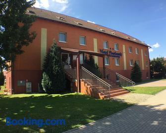 Hotel Pawlowski - Zgorzelec - Gebäude