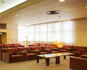 Nonsmoking Triple Twin Cot / Uozu Toyama - Uozu - Lounge