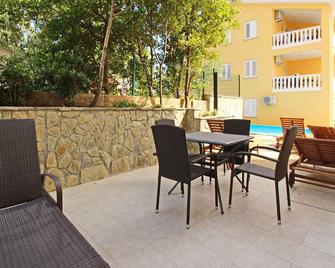 House Gorica 2 - underground level apartments - Baška - Patio