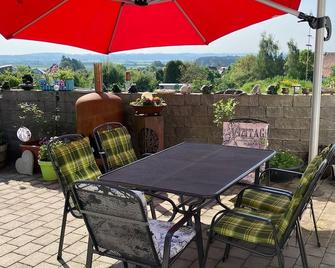 Spacious, first floor vacation apartment in the Allgäu - Memmingen - Patio