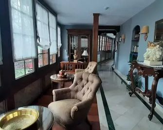 Apartamentos El Nogal - Madrona - Living room