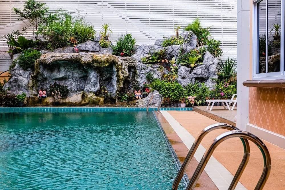 Chokdee Place - Sakon Nakhon - Pool