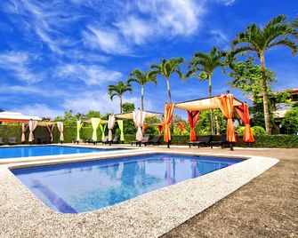 San Bosco Inn - La Fortuna - Pool