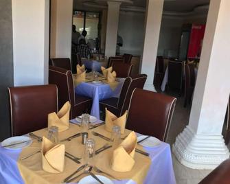 Villa Rosa Mystica Hotel - Homa Bay - Restaurant